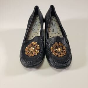 Sbicca Women’s Moccasin Wedge Shoes Size 8 Black Suede Beaded Comfort
